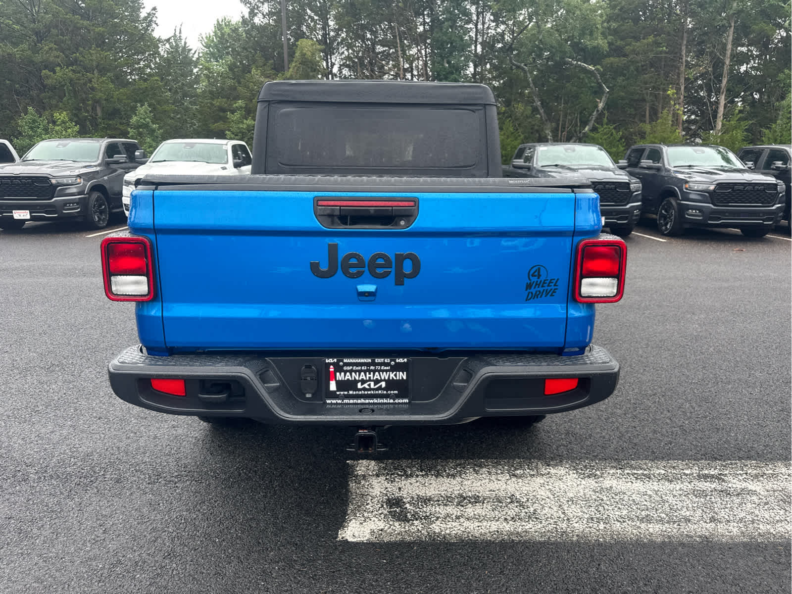 2023 Jeep Gladiator Willys