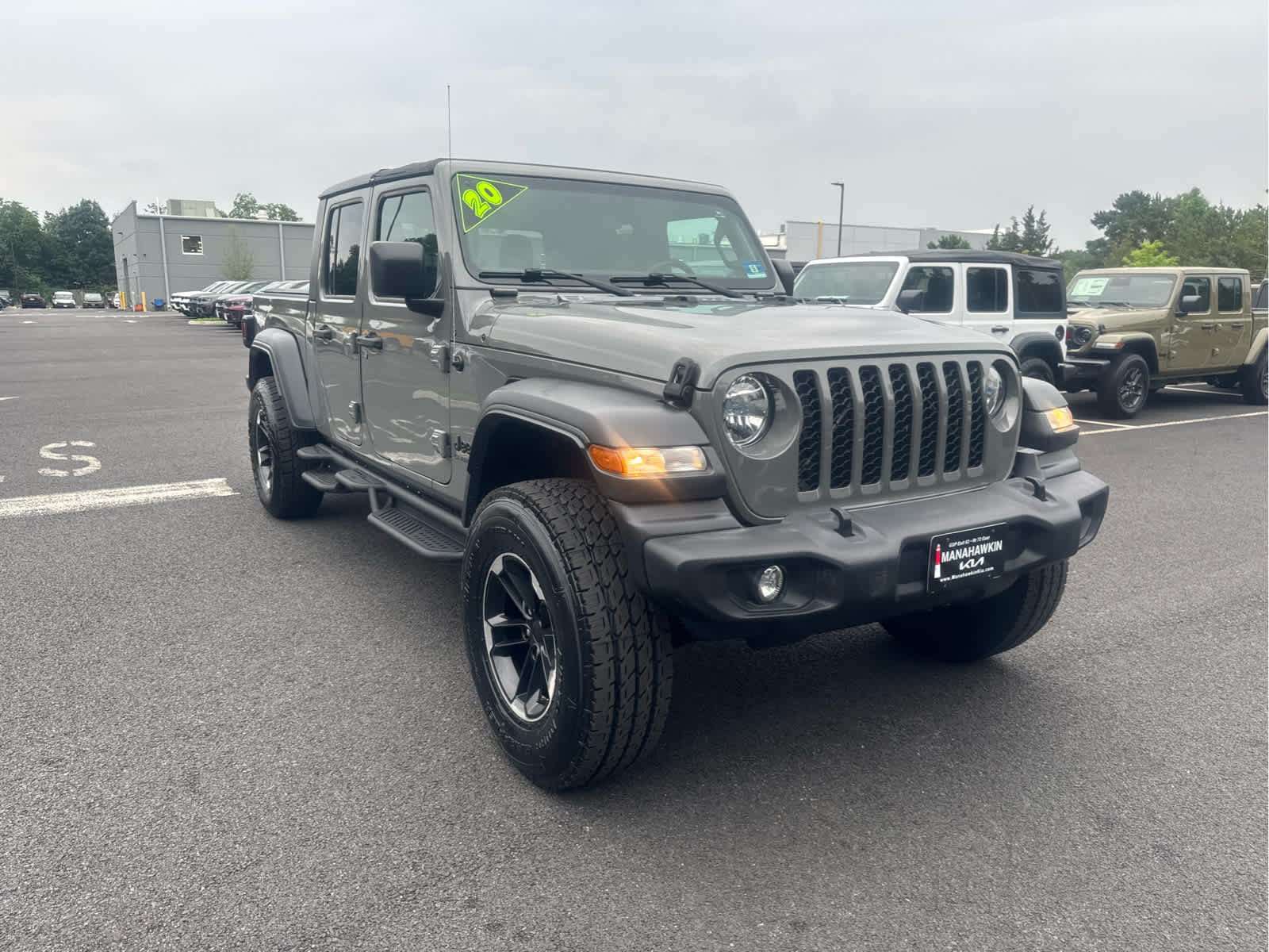 2020 Jeep Gladiator Sport's photo