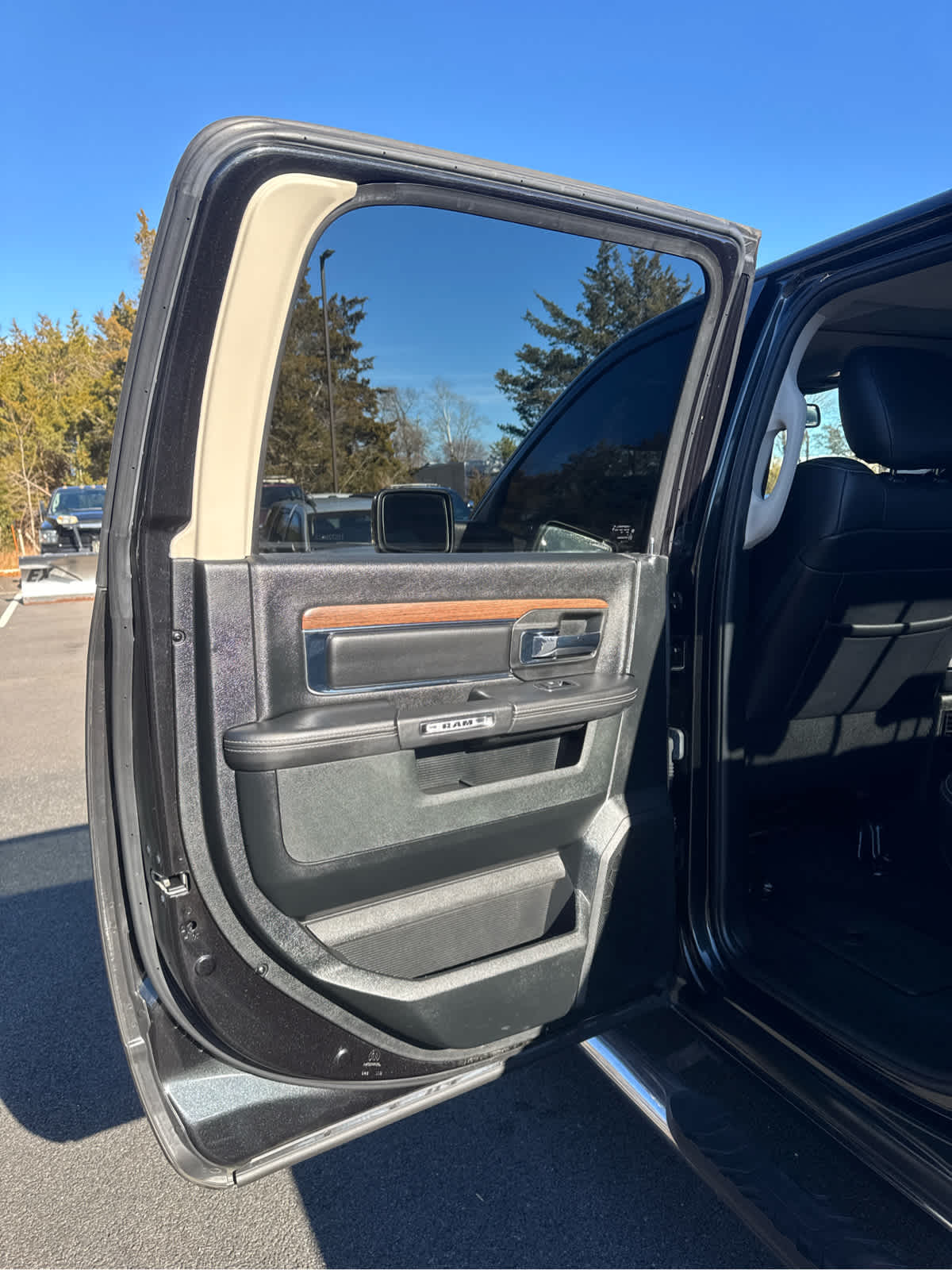 2017 RAM 1500 Laramie