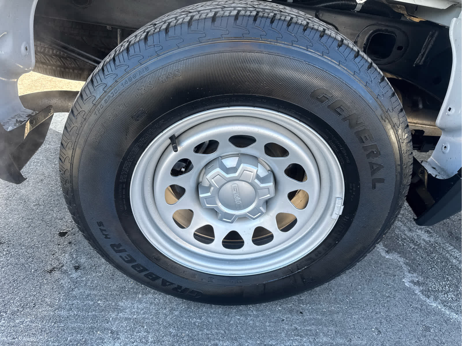 2023 GMC Sierra 1500 Pro