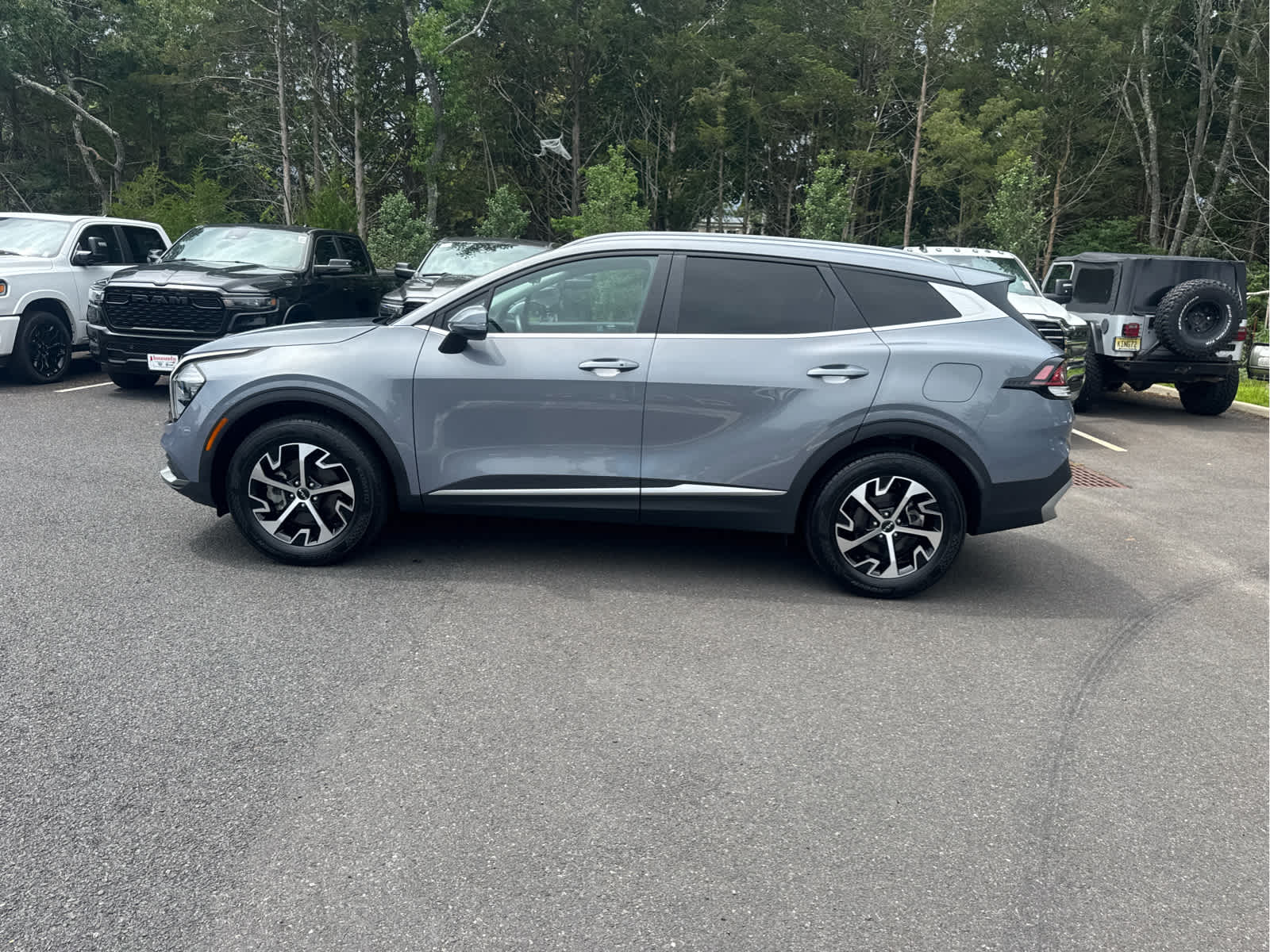 2023 Kia Sportage EX