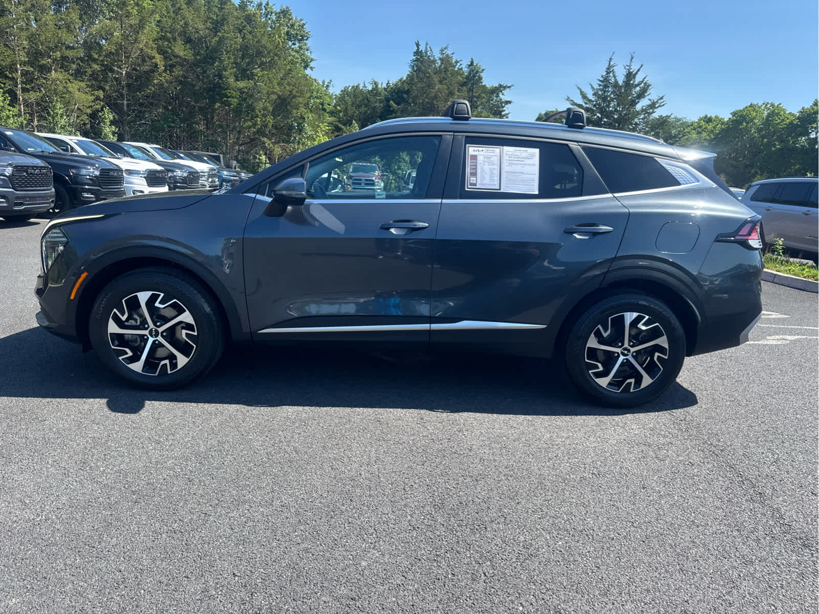 2024 Kia Sportage EX