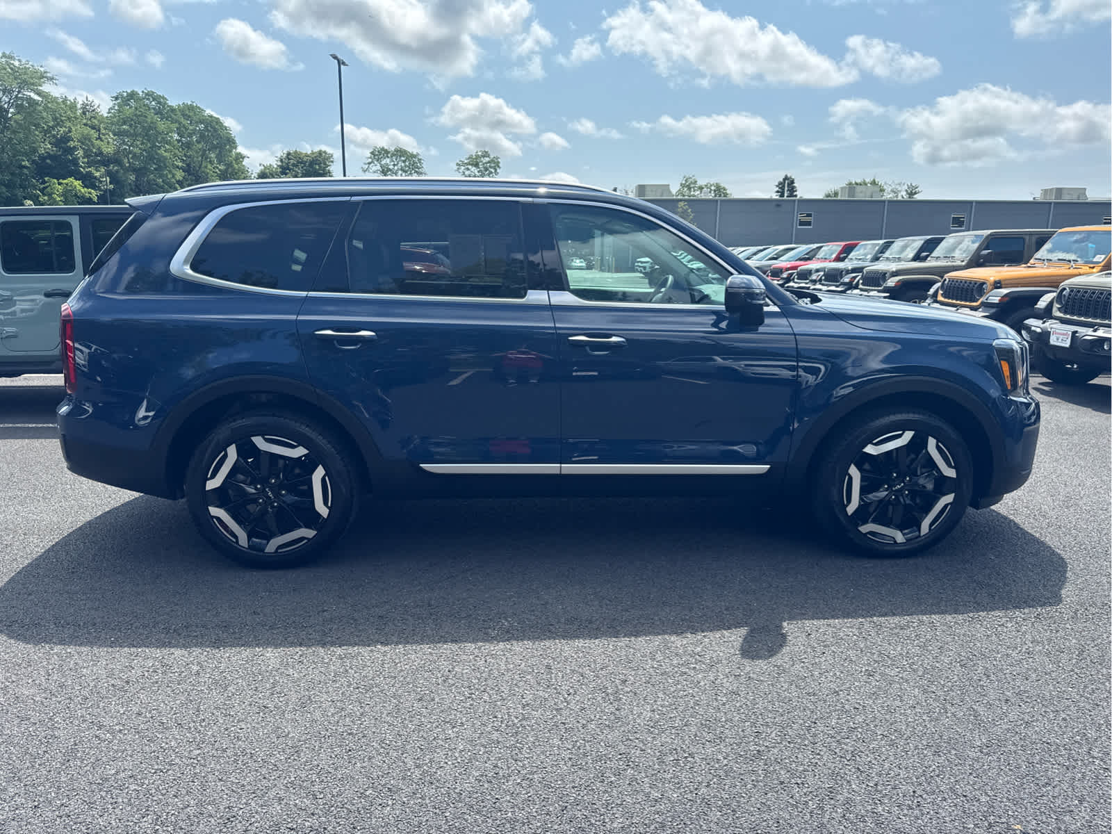 2024 Kia Telluride S
