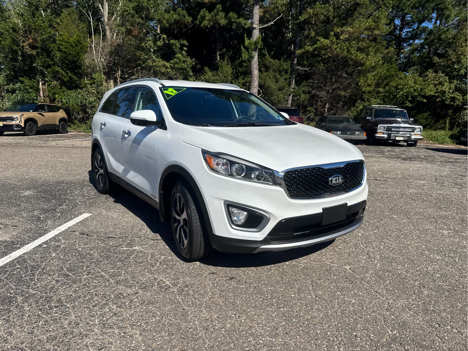 Used 2017 Kia Sorento EX with VIN 5XYPHDA59HG201216 for sale in Stafford Township, NJ