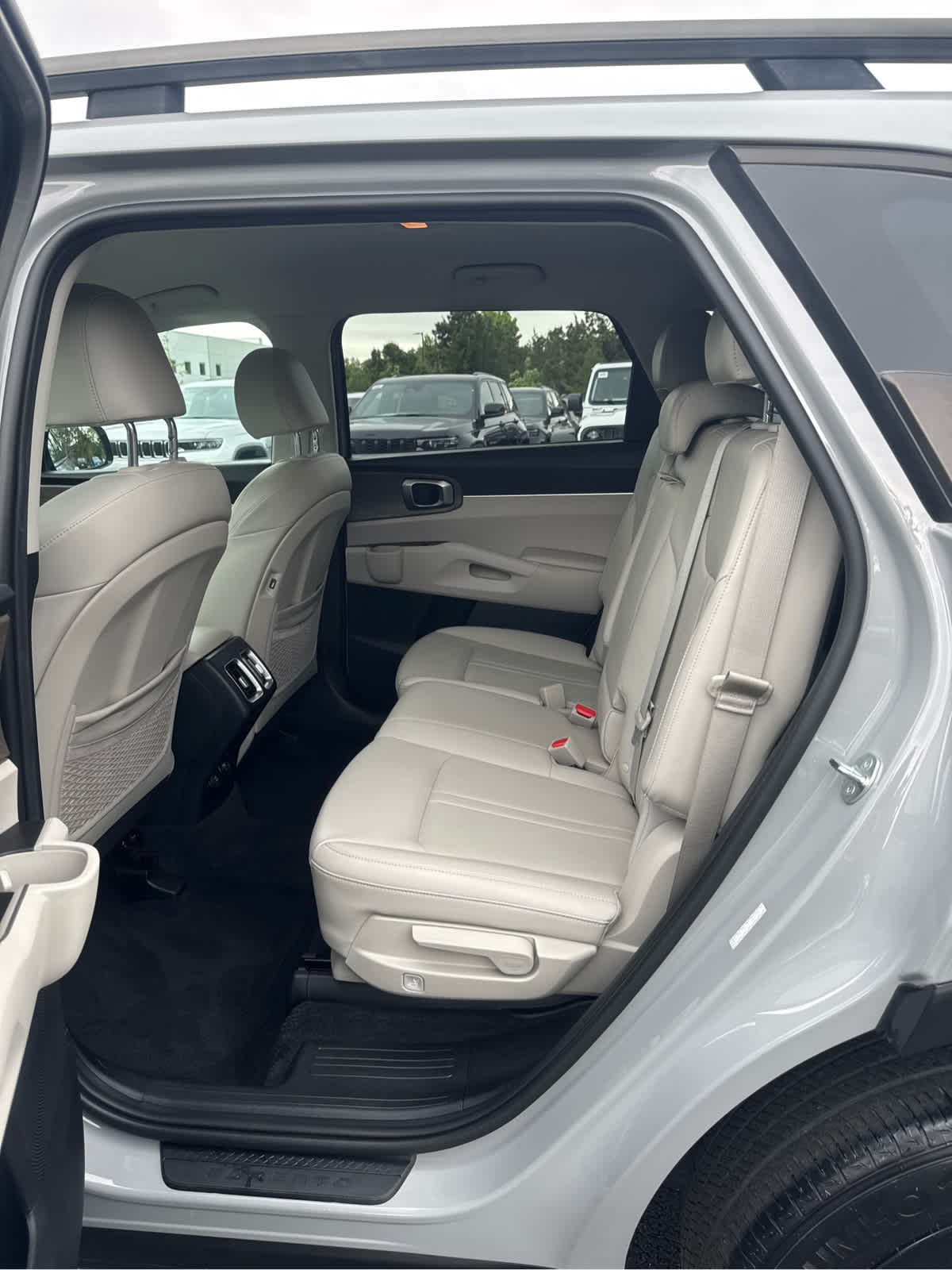 2023 Kia Sorento X-Line S