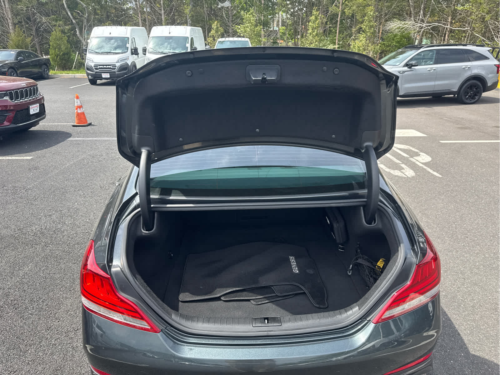 2020 Genesis G70 2.0T
