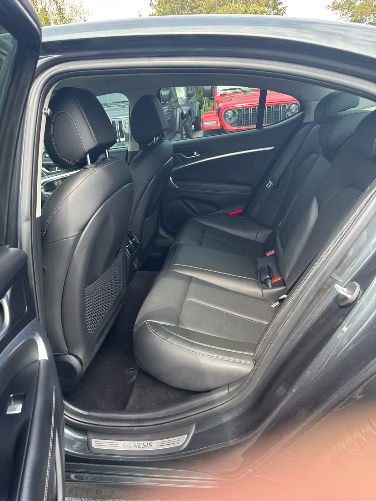 2020 Genesis G70 2.0T