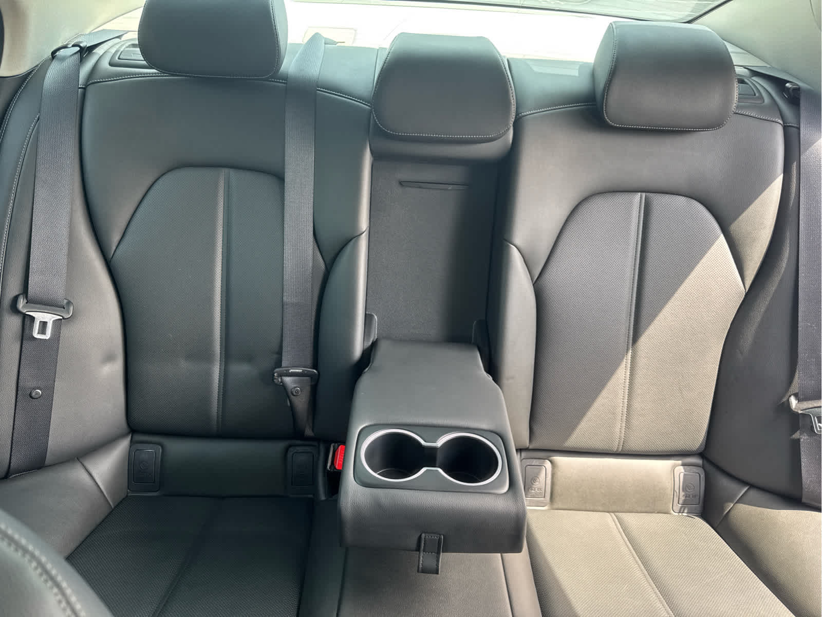 2020 Genesis G70 2.0T
