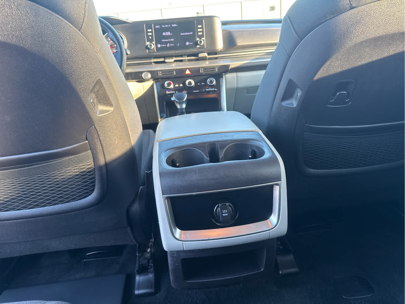 2022 Kia Carnival LX
