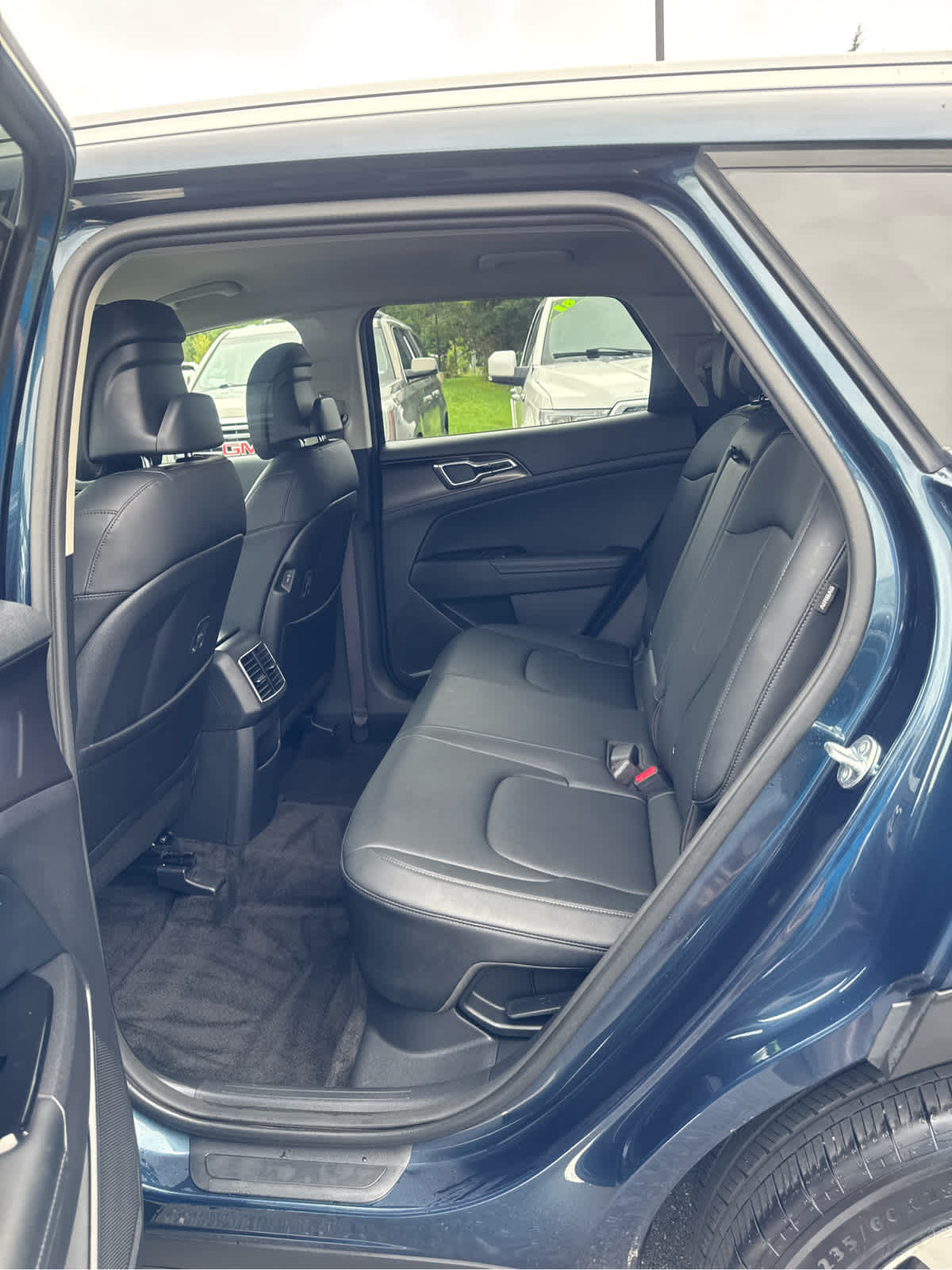2024 Kia Sportage Hybrid EX