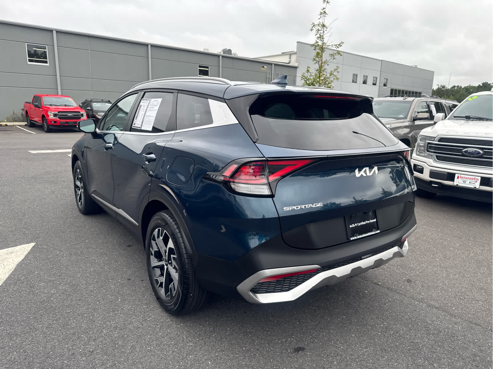 2024 Kia Sportage Hybrid EX