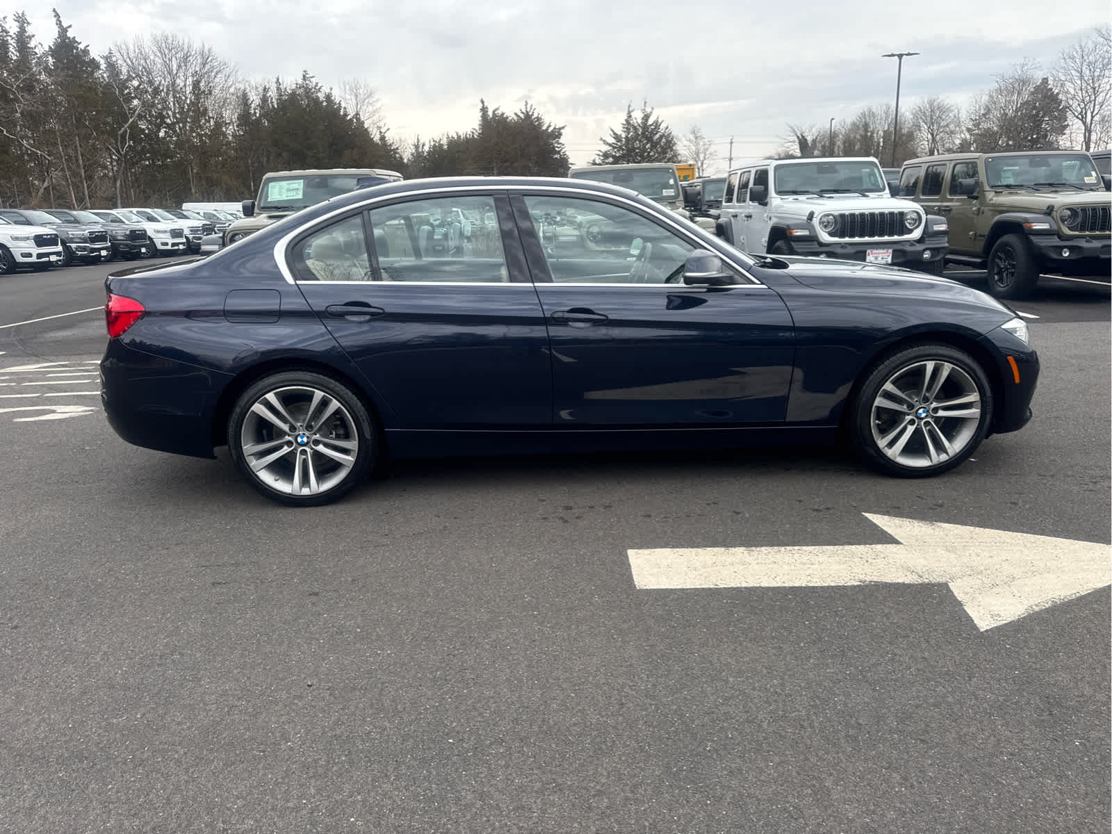 2017 BMW 3 Series 330i xDrive