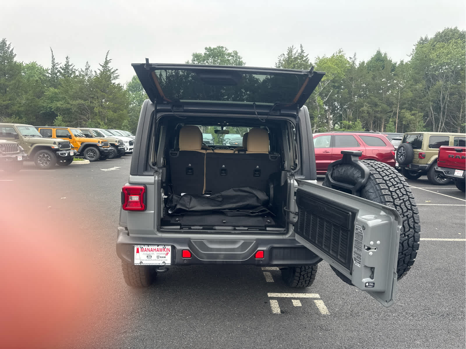 2022 Jeep Wrangler Unlimited Willys