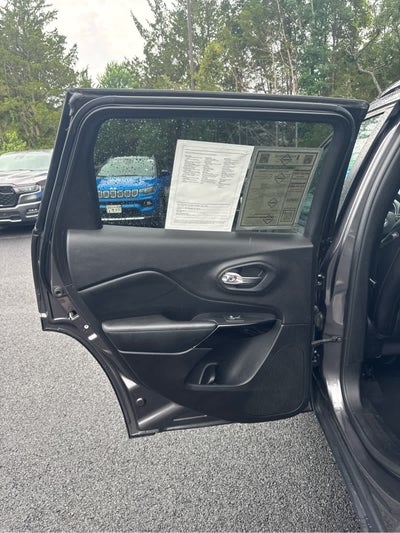 2019 Jeep Cherokee Altitude