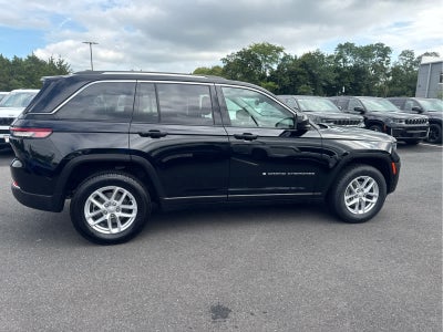 2023 Jeep Grand Cherokee Laredo X