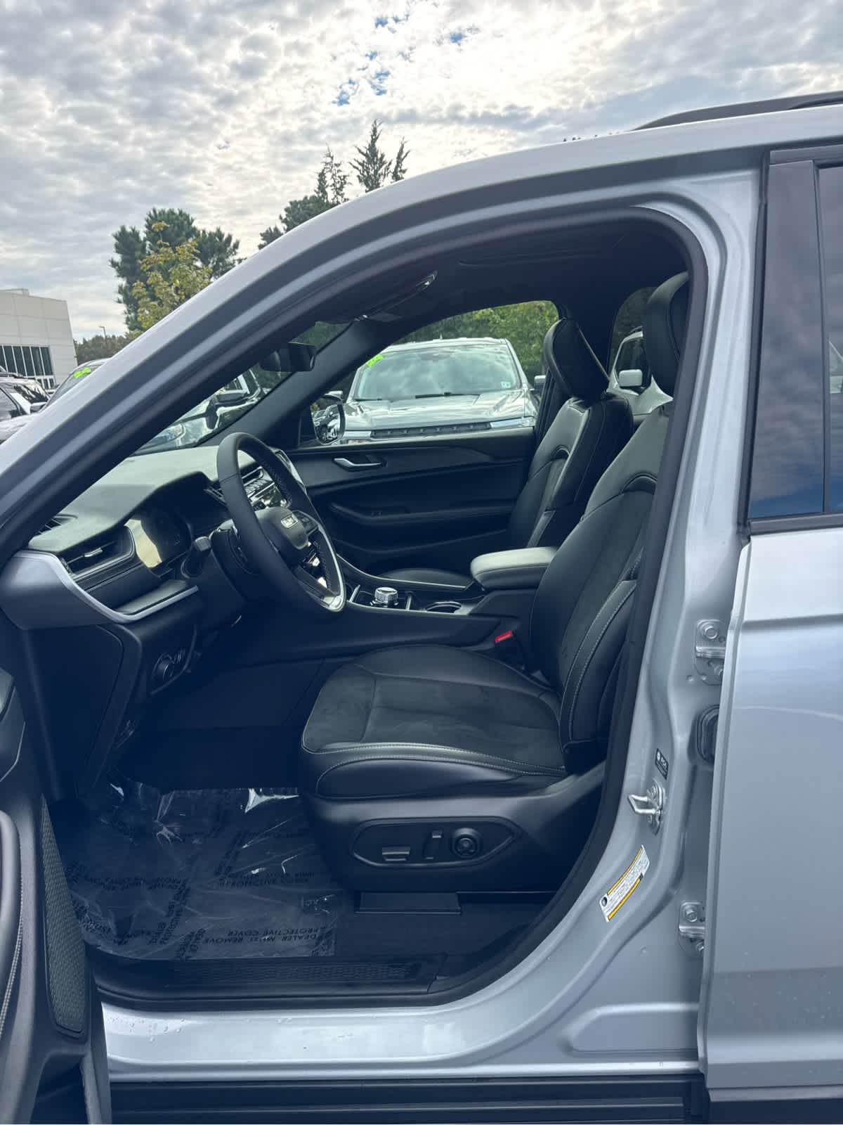 2025 Jeep Grand Cherokee Altitude X
