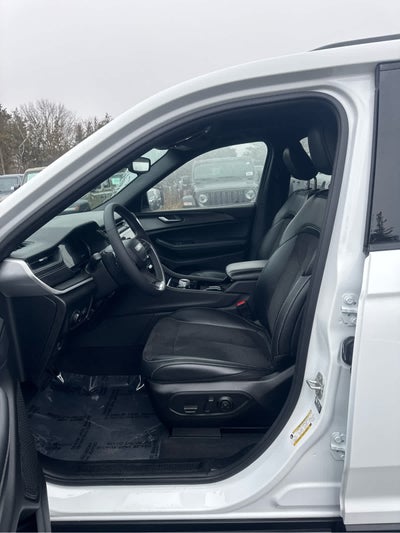 2023 Jeep Grand Cherokee L Altitude X