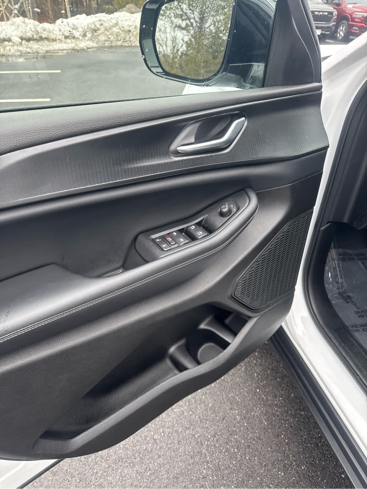 2023 Jeep Grand Cherokee L Altitude X