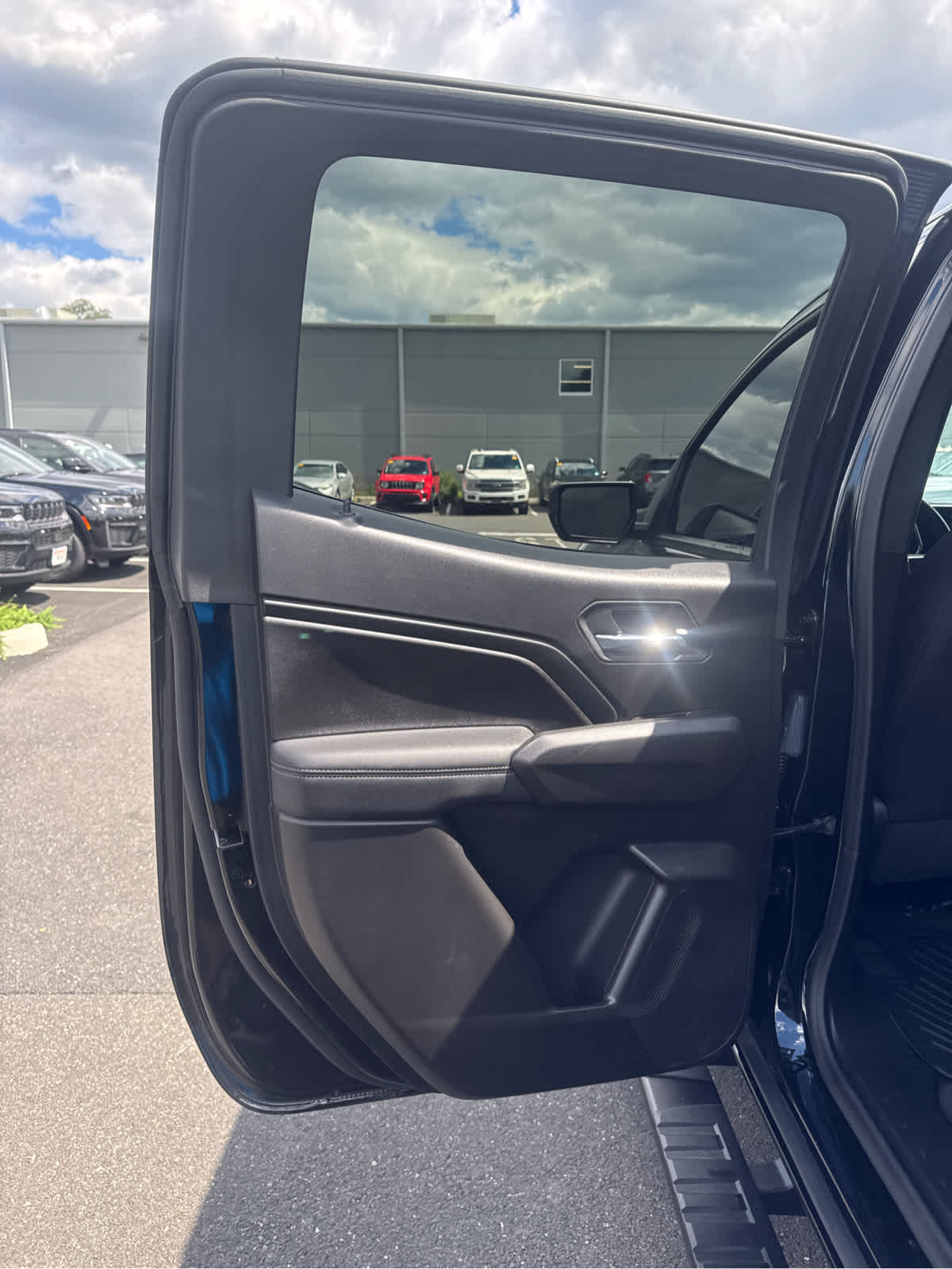2024 GMC Canyon 2WD Elevation