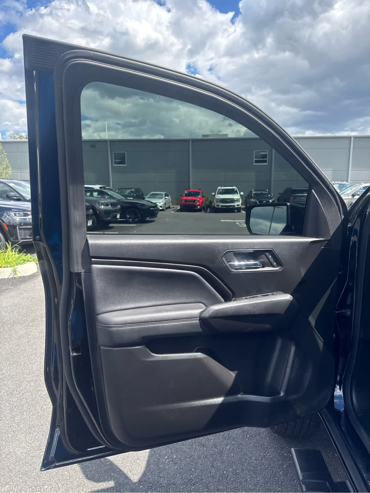 2024 GMC Canyon 2WD Elevation