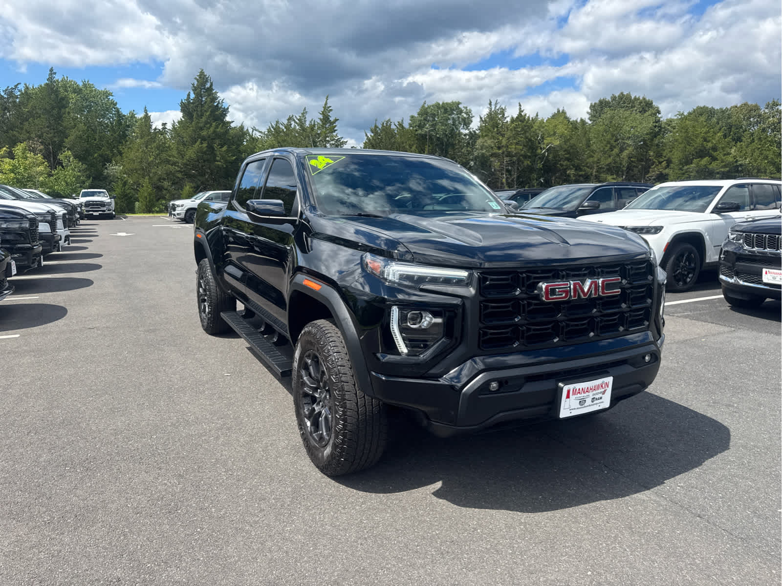 2024 GMC Canyon 2WD Elevation