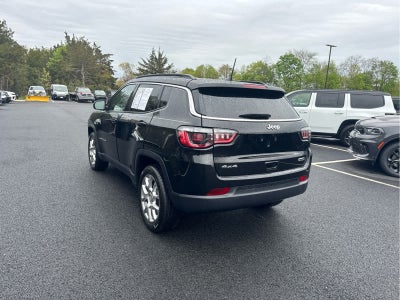 2022 Jeep Compass Latitude Lux