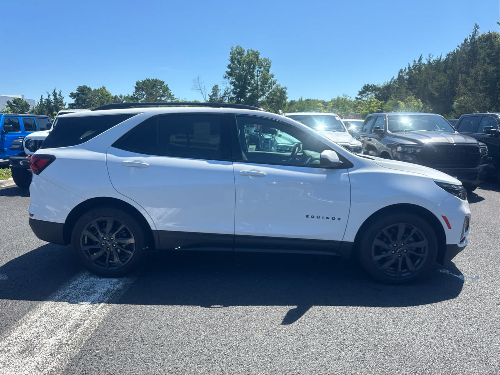 2024 Chevrolet Equinox RS