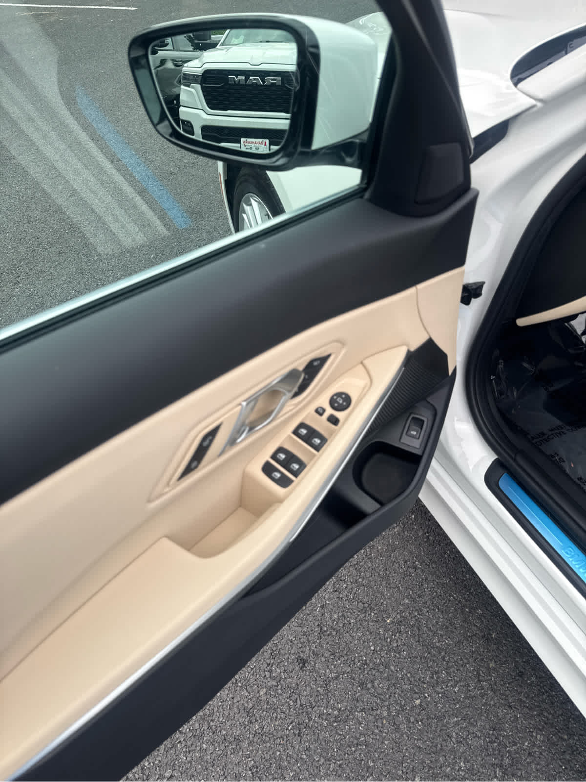2024 BMW 330i xDrive 330i xDrive