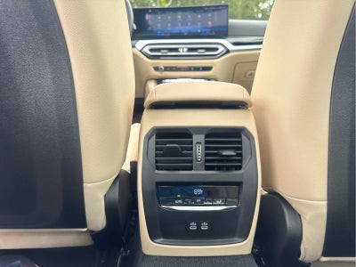 2024 BMW 330i xDrive 330i xDrive