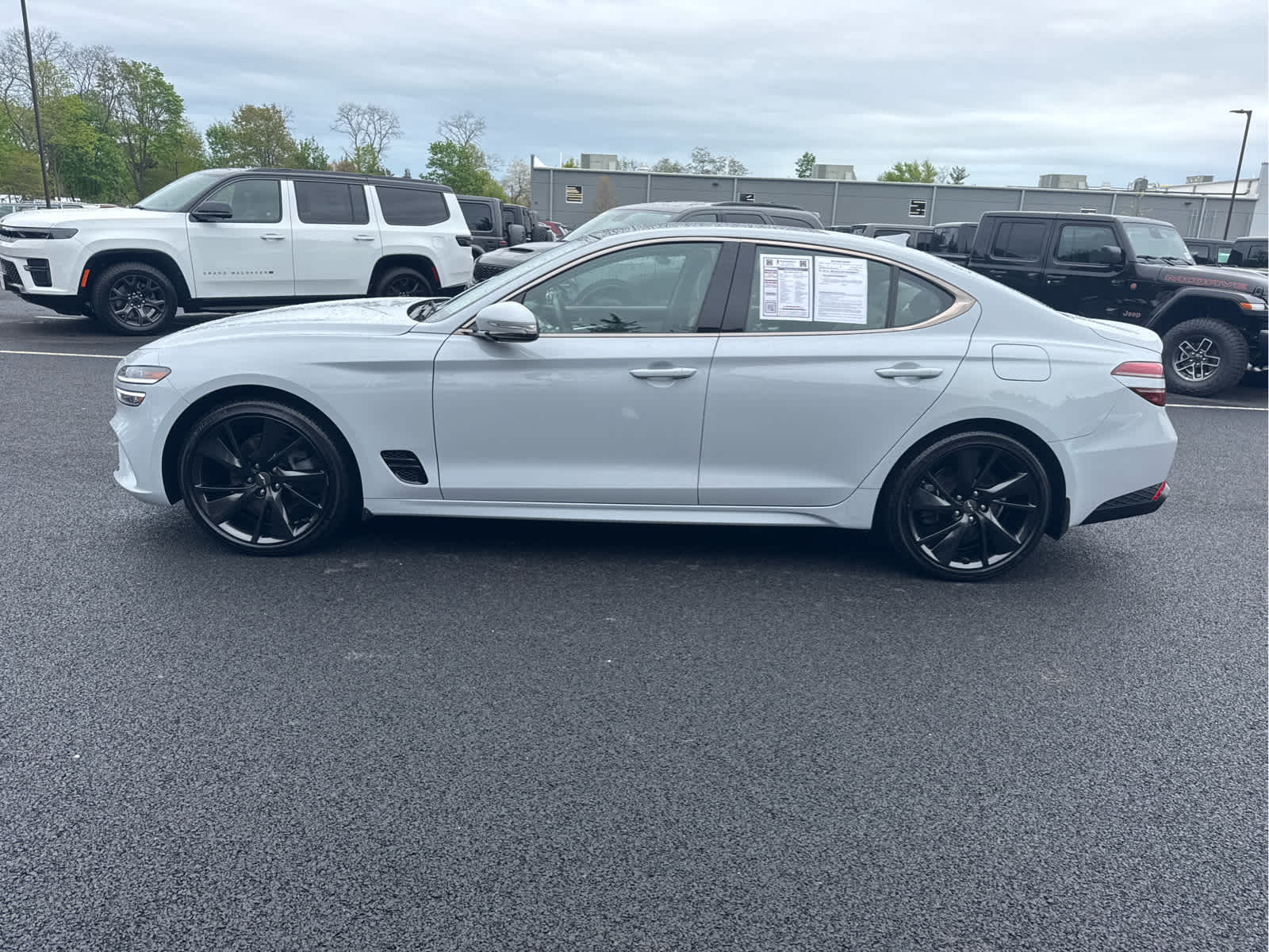 2023 Genesis G70 2.0T