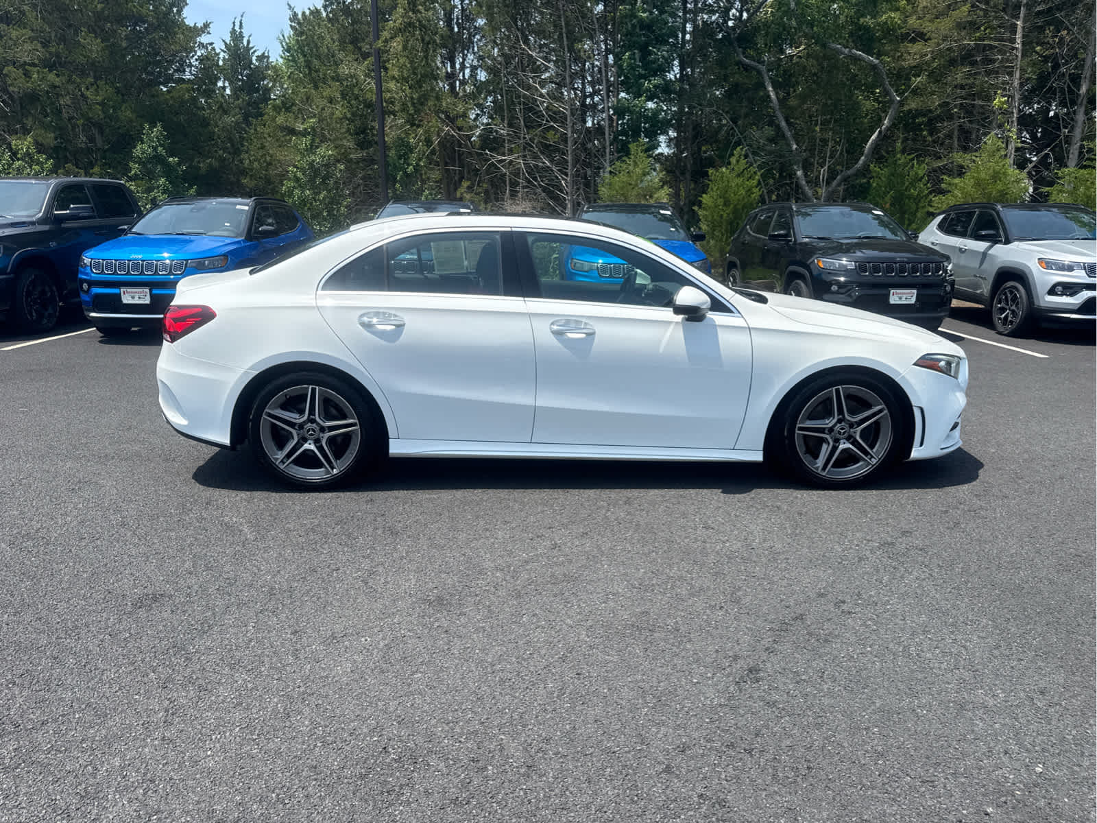 2020 Mercedes-Benz A 220 A 220