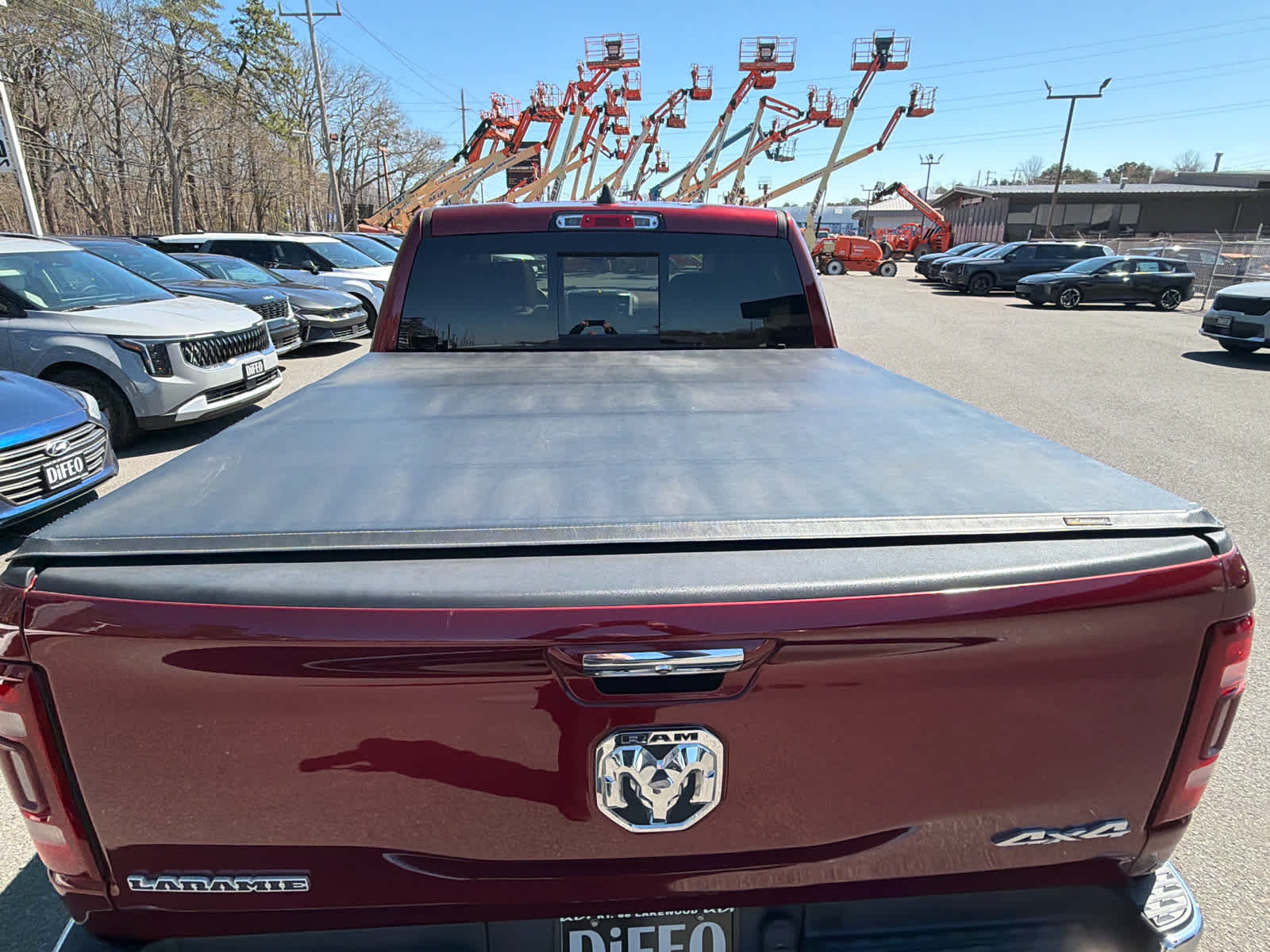 2019 RAM 1500 Laramie Crew Cab 4x4 5'7" Box