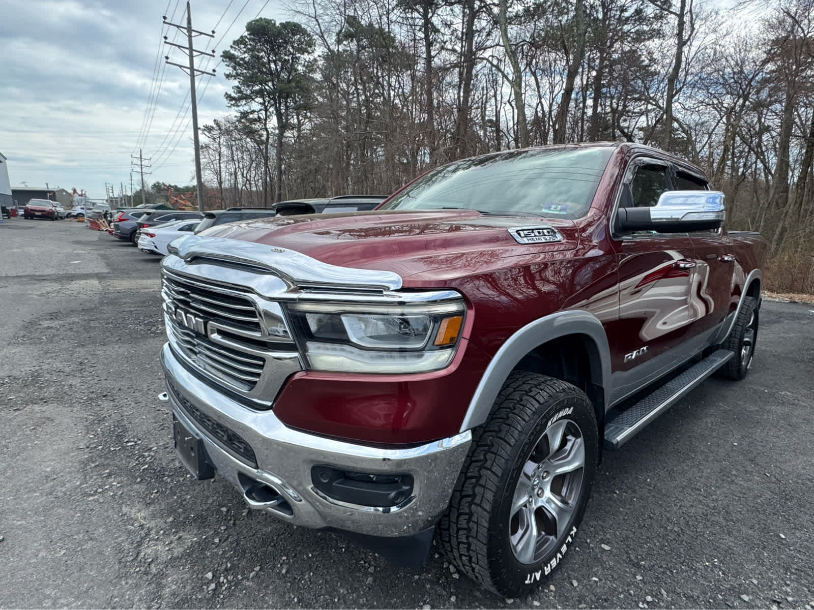 2019 RAM 1500 Laramie Crew Cab 4x4 5'7" Box