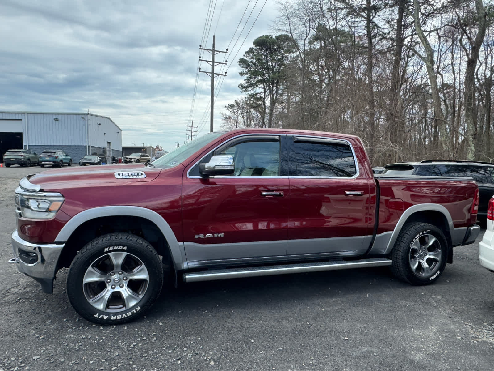 2019 RAM 1500 Laramie Crew Cab 4x4 5'7" Box