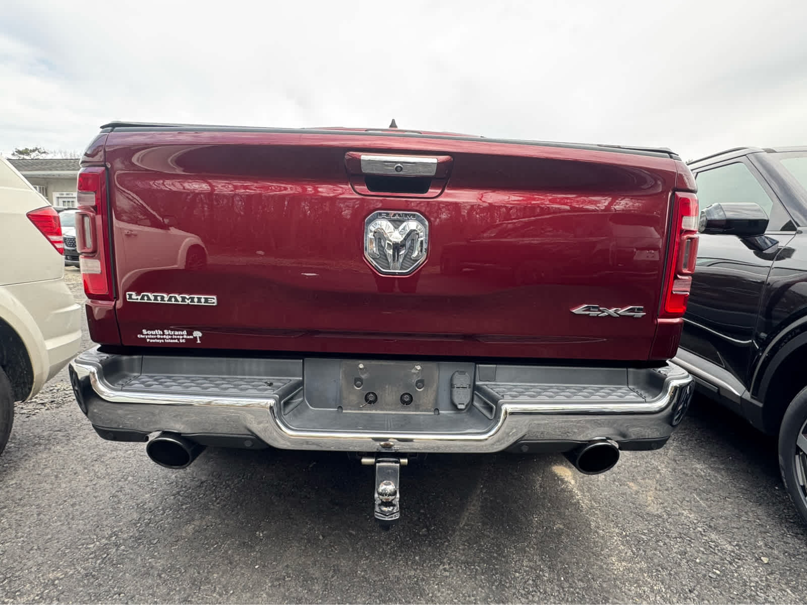 2019 RAM 1500 Laramie Crew Cab 4x4 5'7" Box