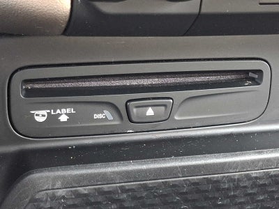 2019 RAM 1500 Laramie Crew Cab 4x4 5'7" Box