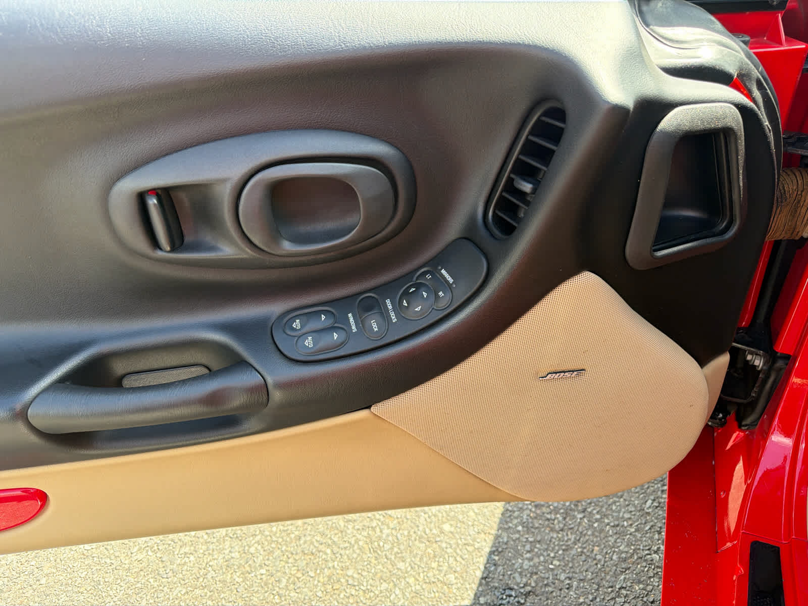 2000 Chevrolet Corvette Base