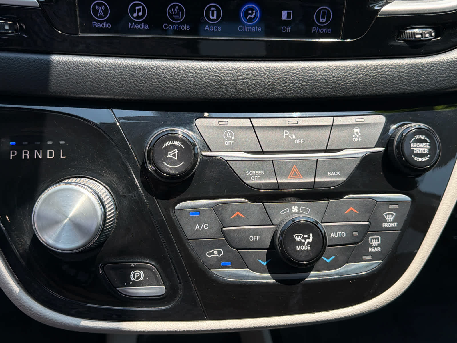 2017 Chrysler Pacifica Touring-L