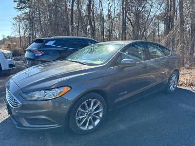 2017 Ford Fusion Hybrid SE