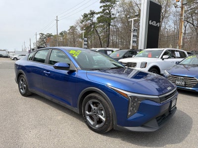 2025 Kia K4 LXS