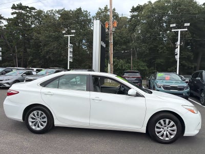 2016 Toyota Camry LE