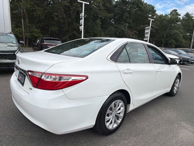 2016 Toyota Camry LE