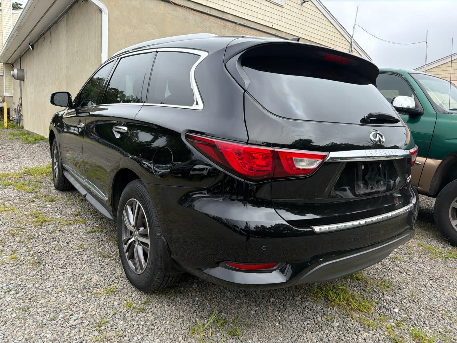 2017 INFINITI QX60 Base