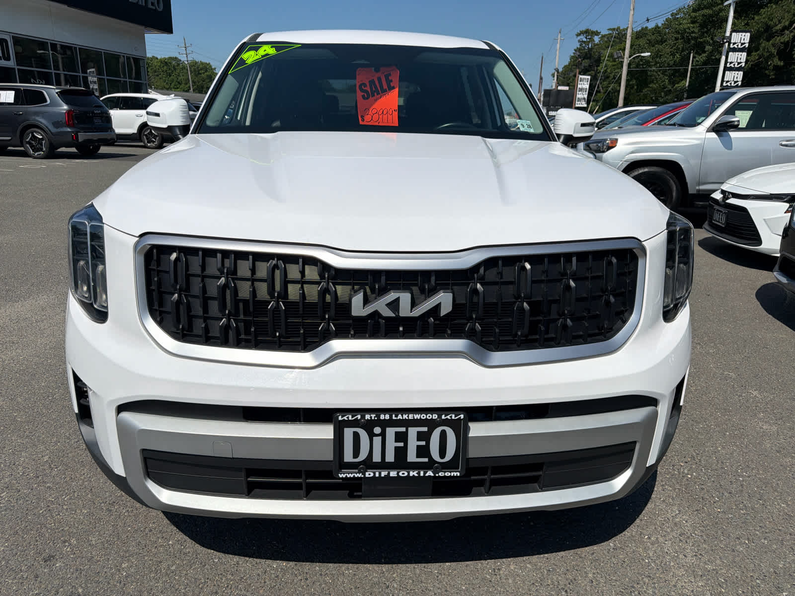 2024 Kia Telluride LX