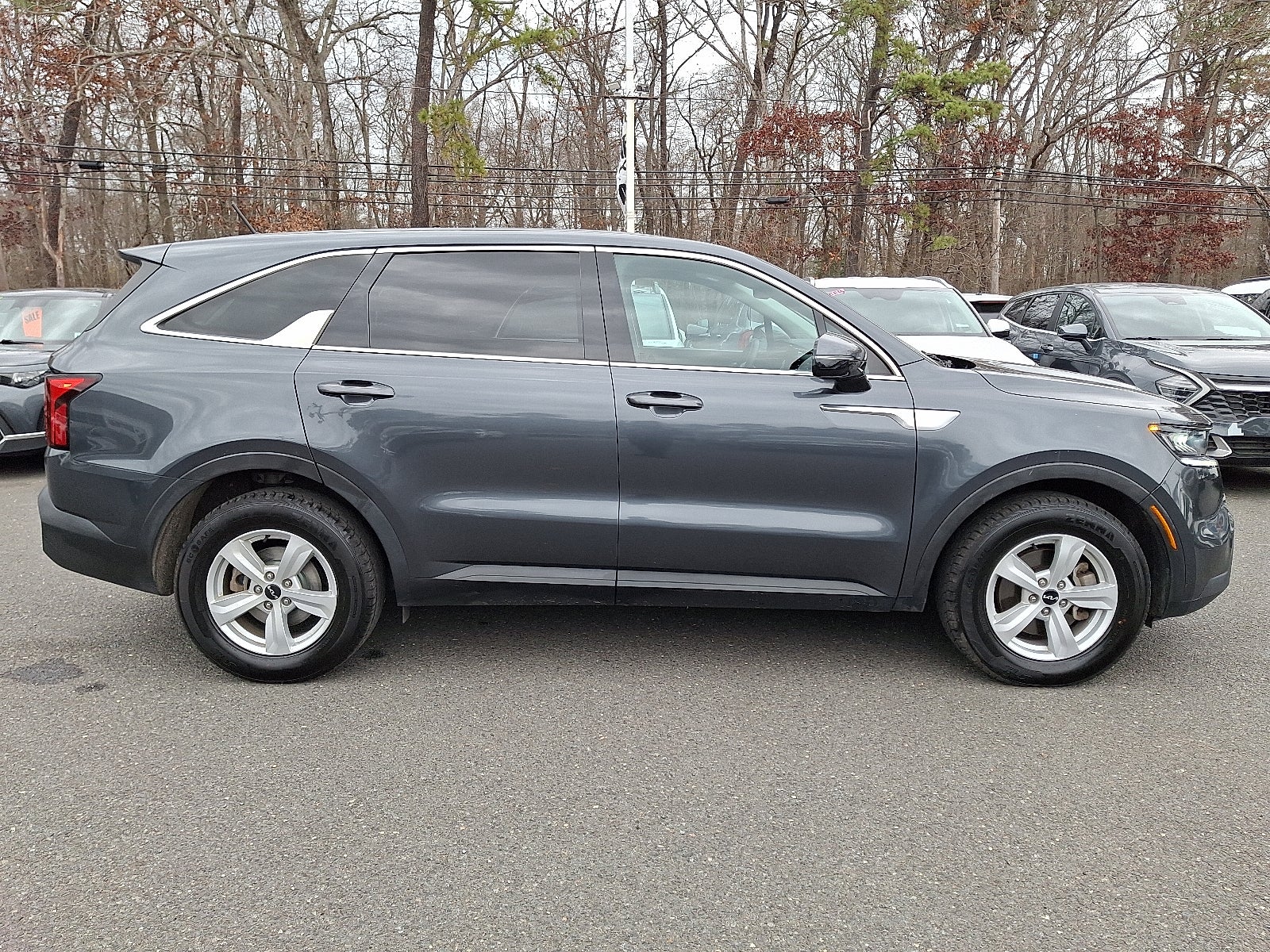 2023 Kia Sorento LX