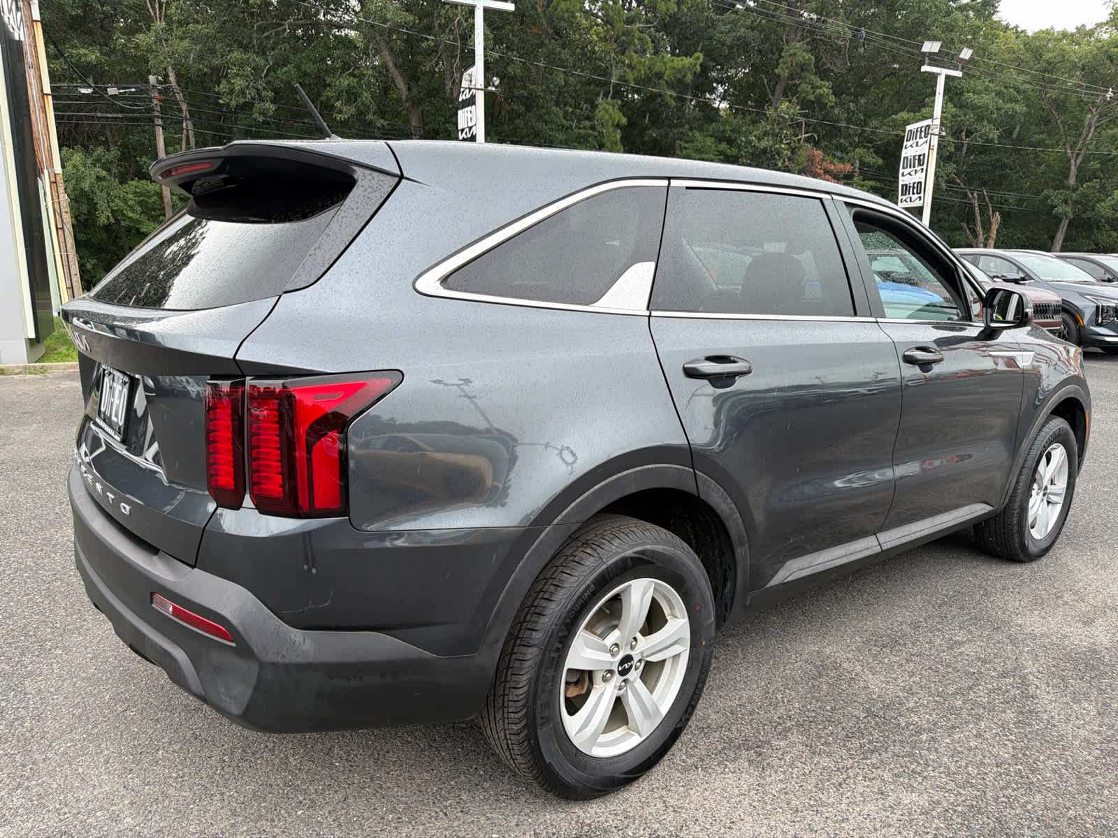 2022 Kia Sorento LX