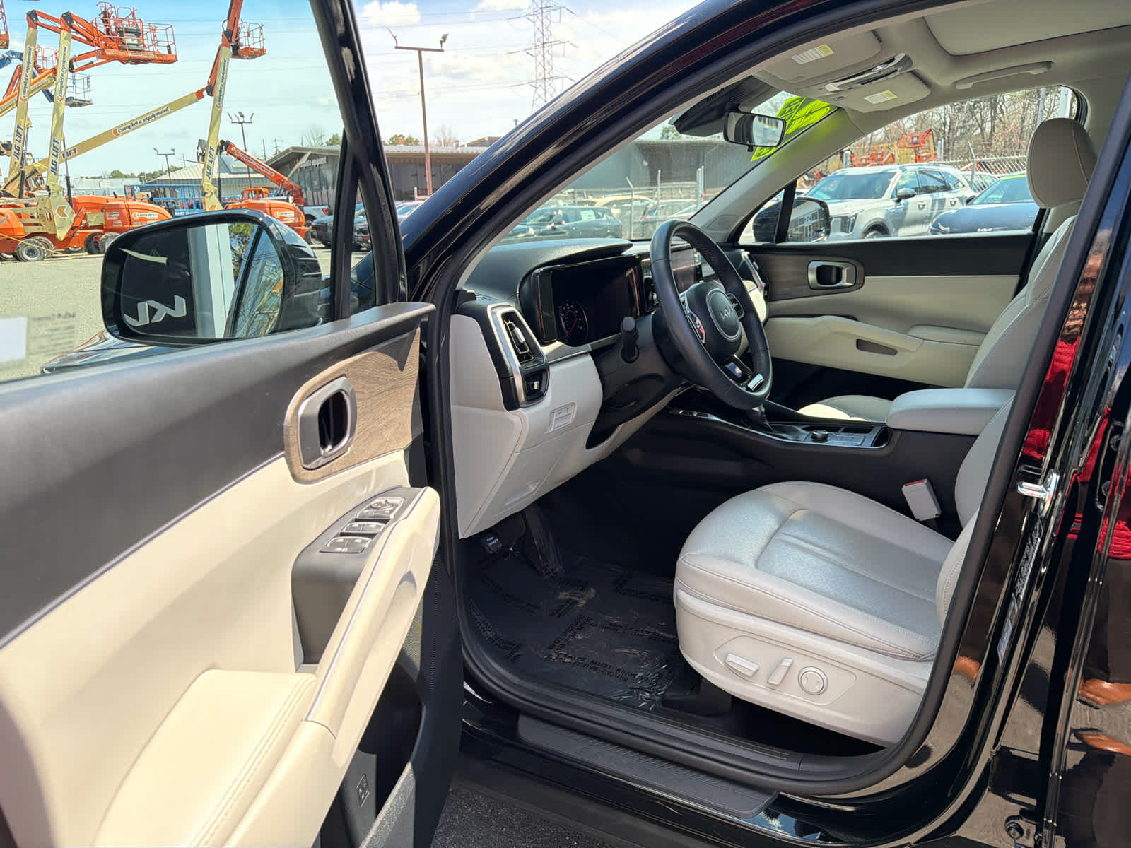 2023 Kia Sorento X-Line S