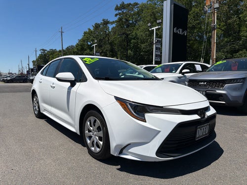 2025 Toyota Corolla LE