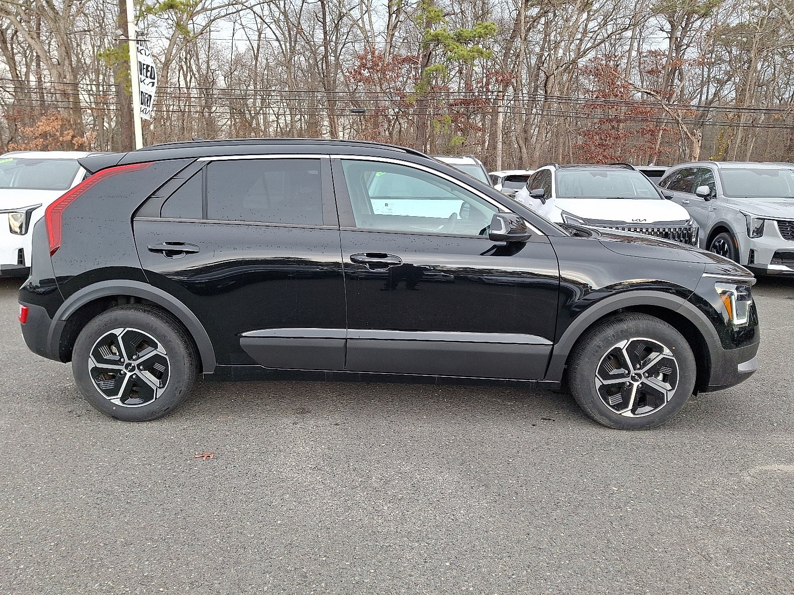 2024 Kia Niro EX