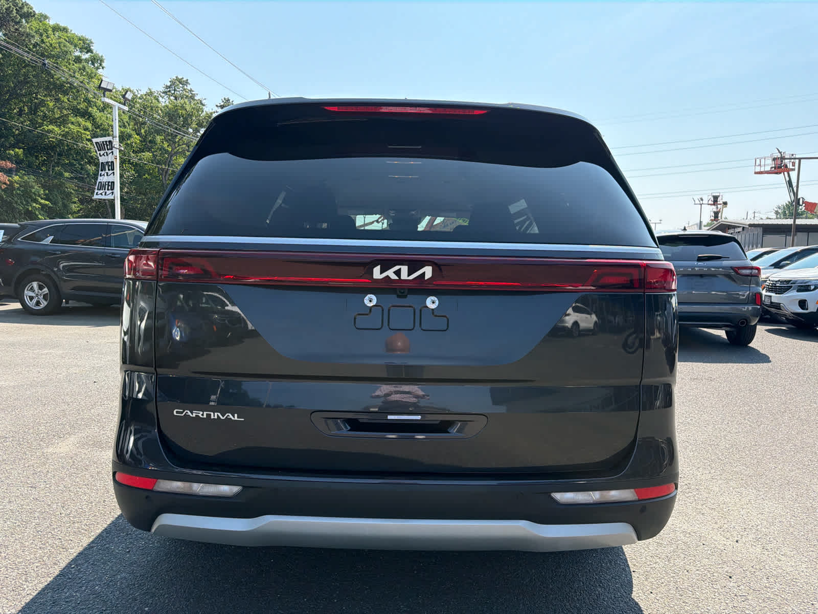2024 Kia Carnival MPV LX